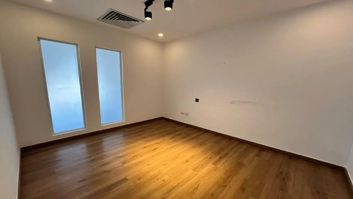 Office for rent in Polygon Fully Finished