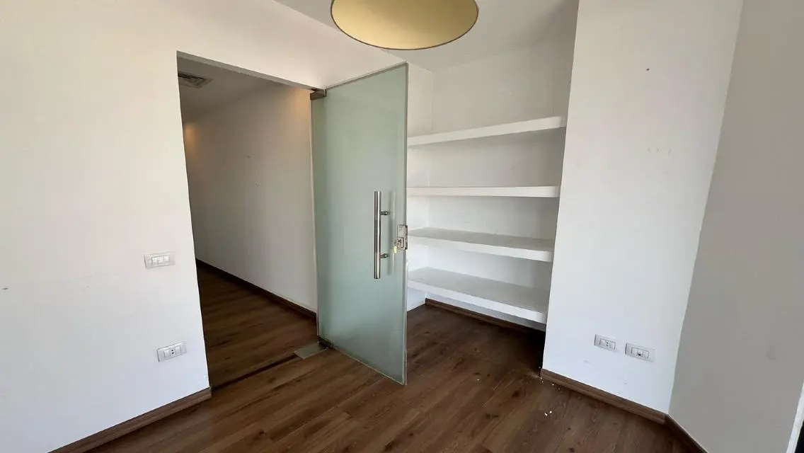 Office for rent in Polygon Fully Finished