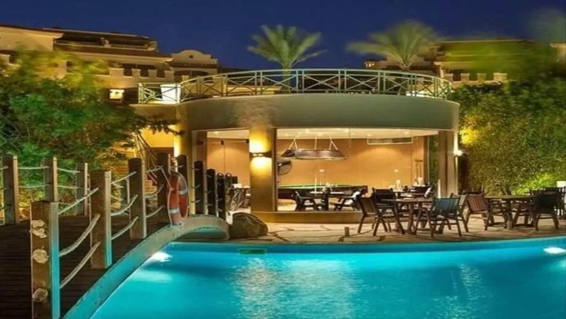 Luxury Apartment for Sale Overlooking the Lakes