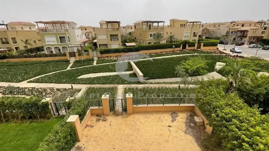 ريسيل شقة بـ أقل سعر و موقع مميز - كومباوند ميفيدا