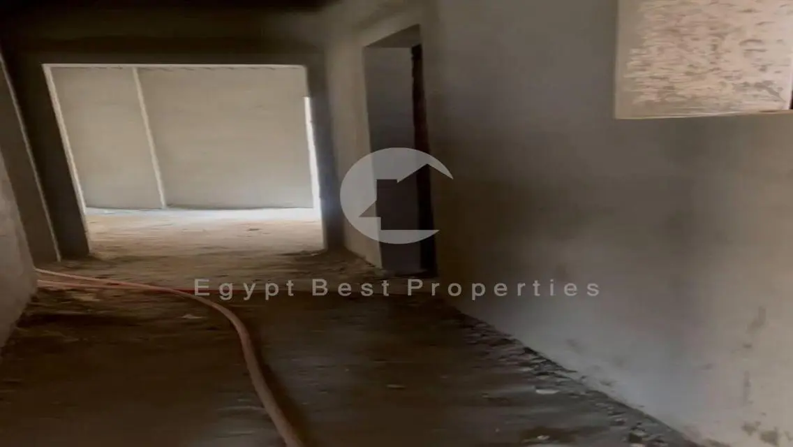 شقه ارضى للبيع عمارات الاندلس التجمع الخامس