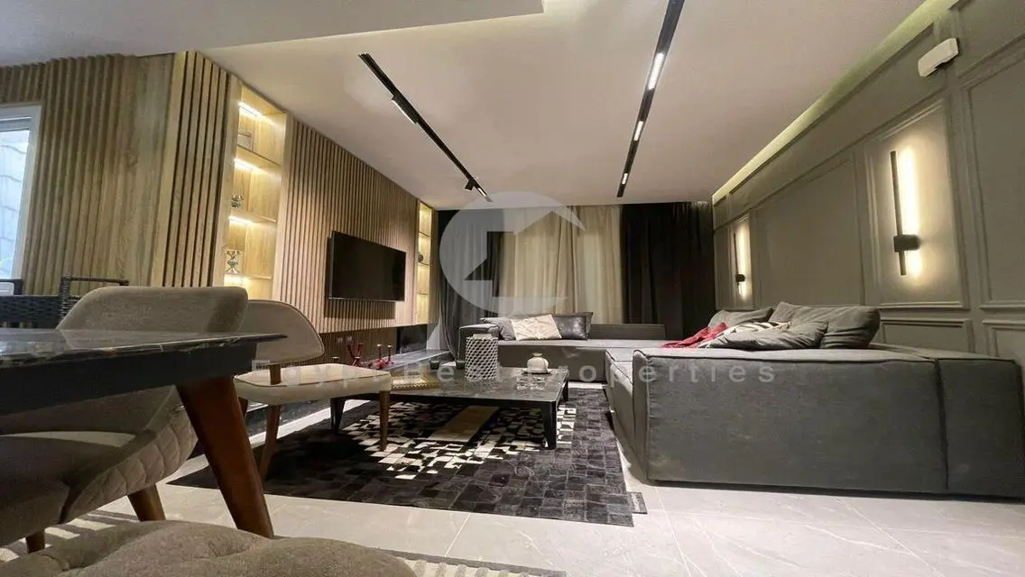 Penthouse for sale Mountain view Hyde Park