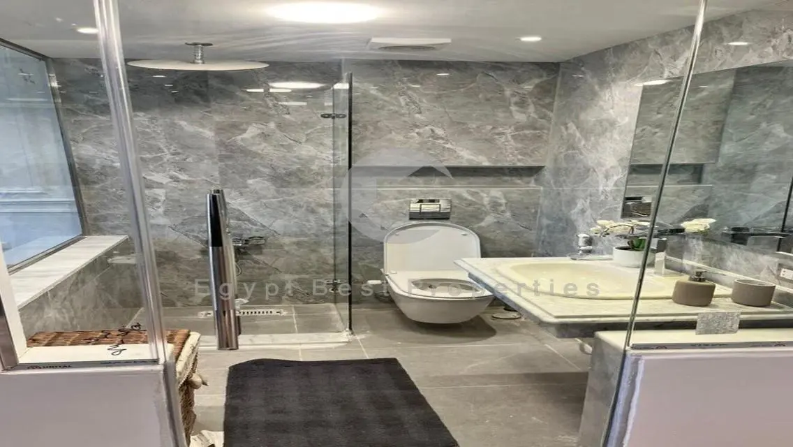 Penthouse for sale Mountain view Hyde Park