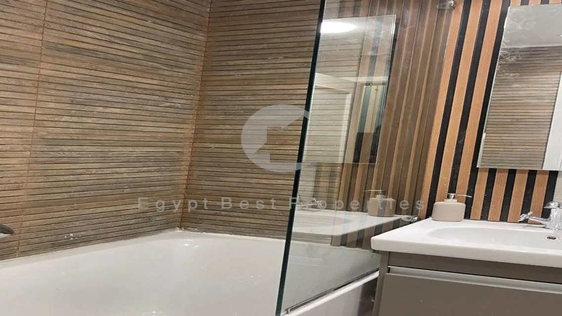 Penthouse for sale Mountain view Hyde Park