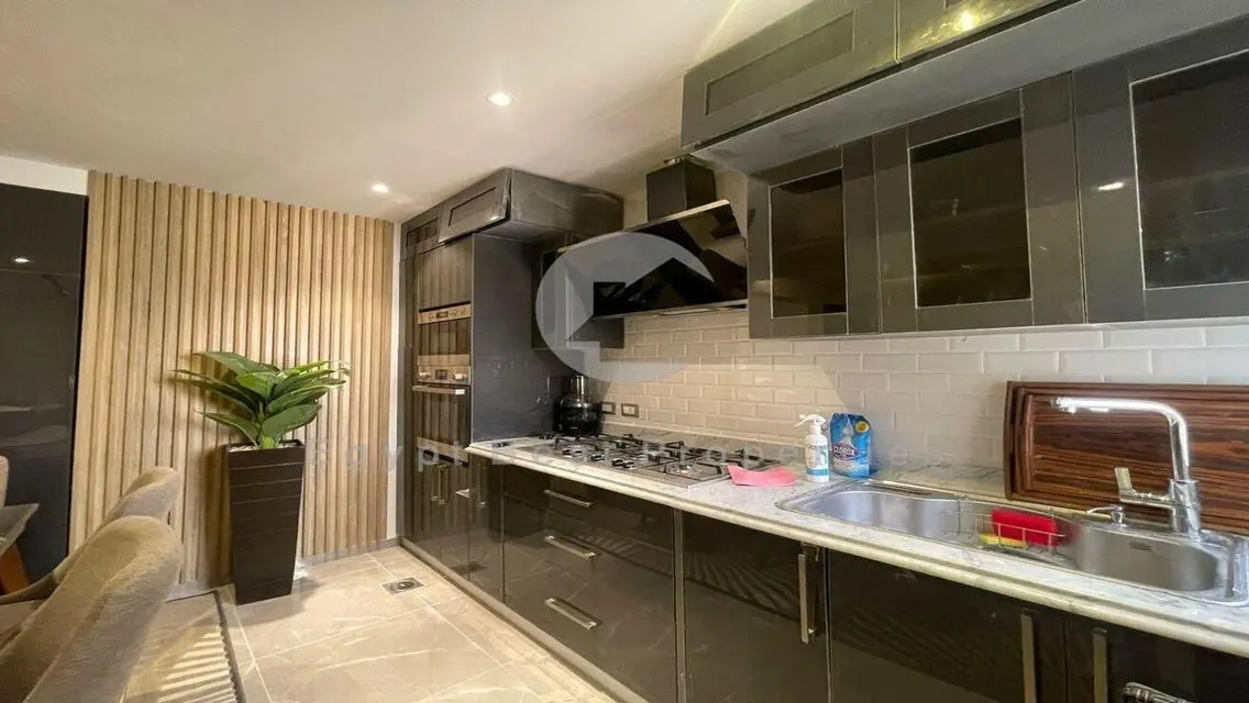 Penthouse for sale Mountain view Hyde Park