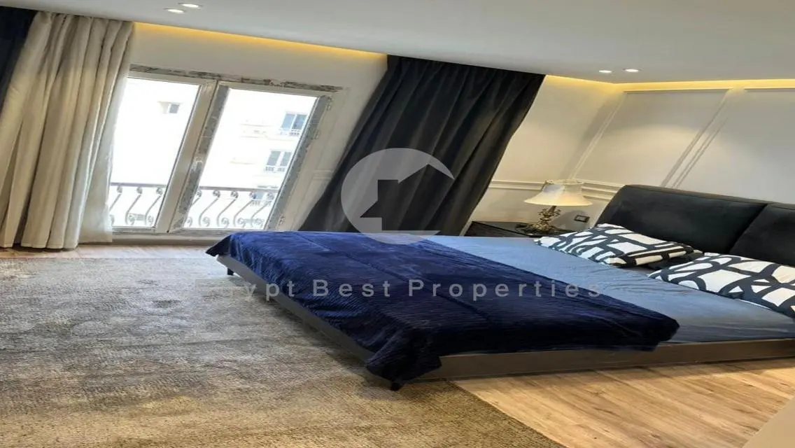 Penthouse for sale Mountain view Hyde Park