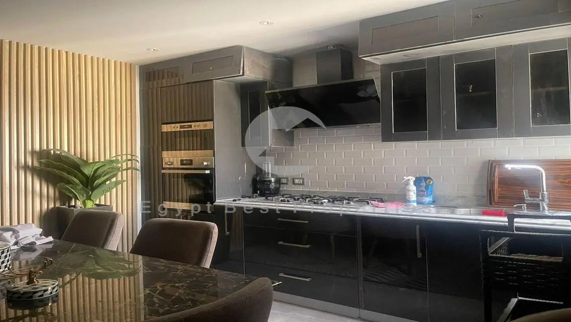 Penthouse for sale Mountain view Hyde Park