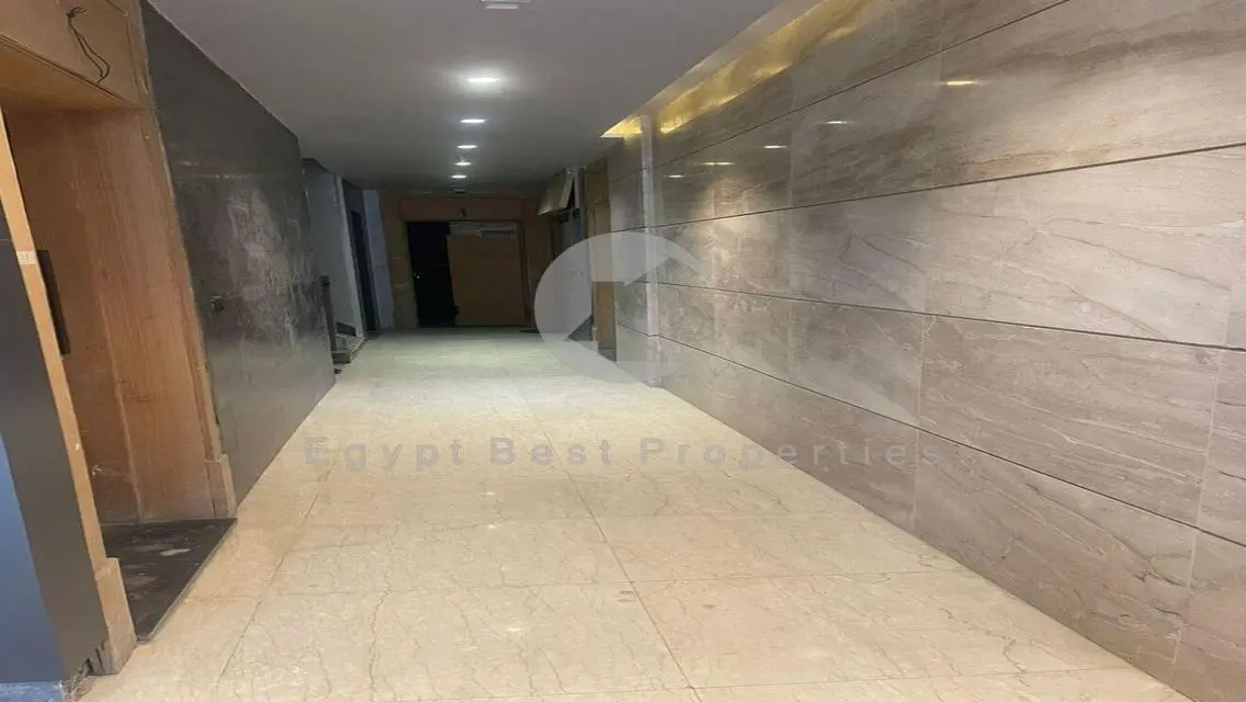 شقه ارضى بحديقة خاصه للبيع كمبوند ذا ايكون ريزيدنس