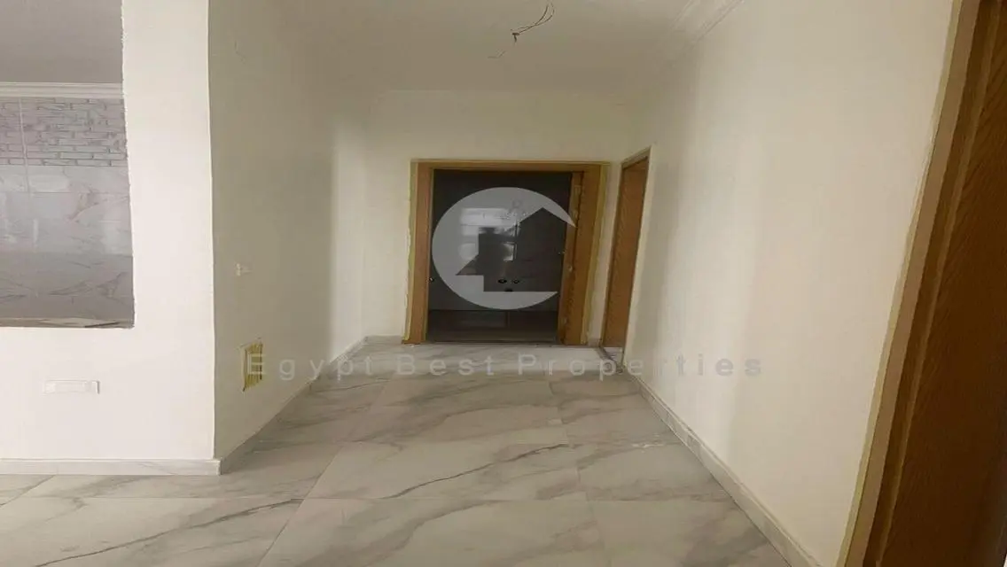شقه ارضى بحديقة خاصه للبيع كمبوند ذا ايكون ريزيدنس