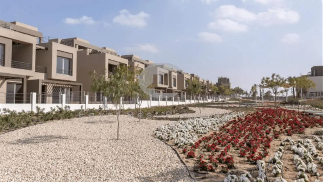 Ground Aprt 4BR Resale in Palm Hills New Cairo