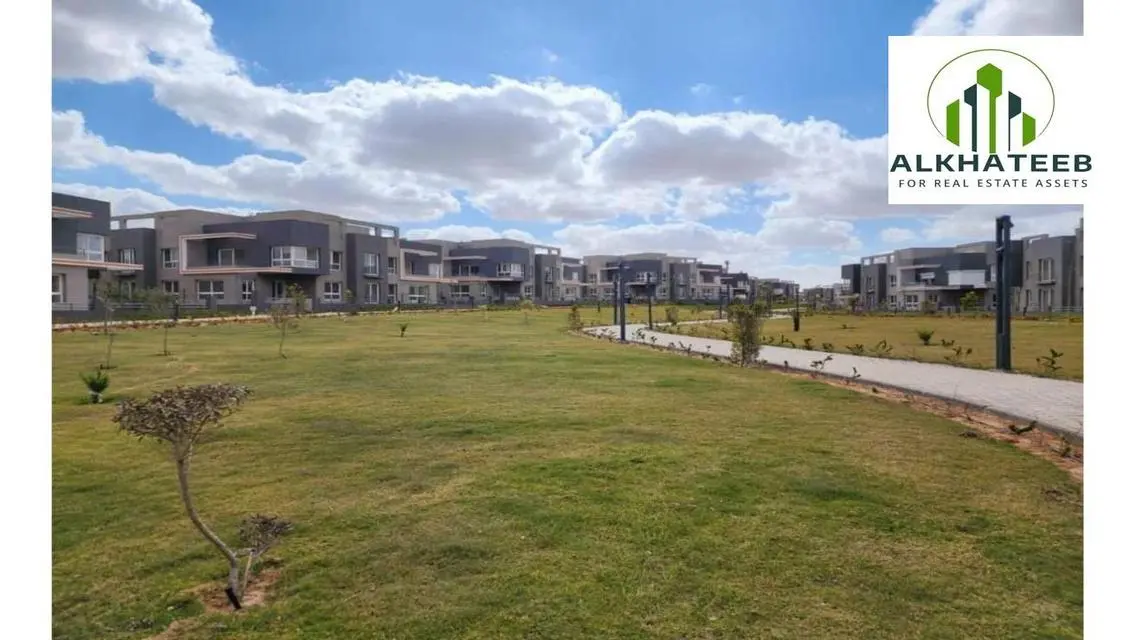 Ready to move Finished Apt. Near Mall of Arabia ..