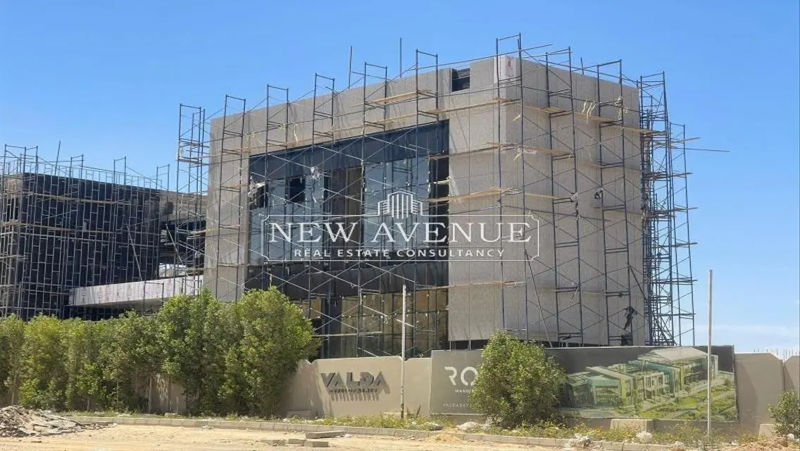 Luxury and Modernity: Spacious Apartment for Sale