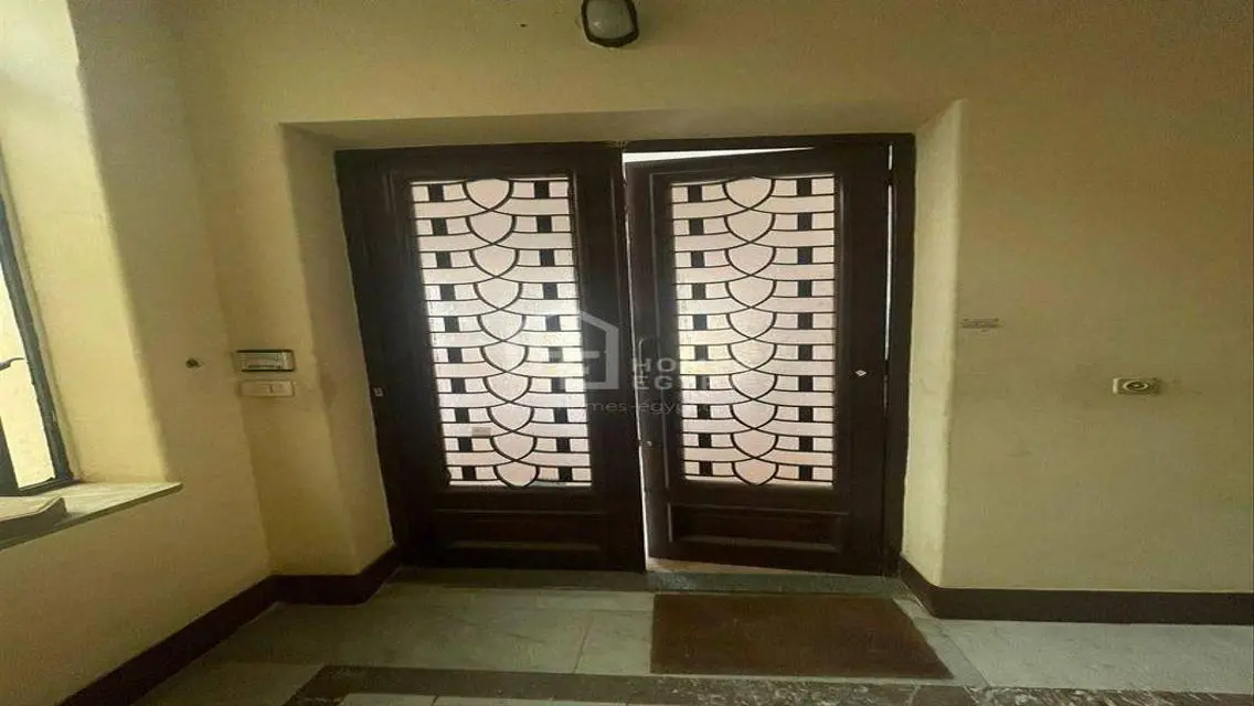 High Ceiling Office for Rent in Zamalek