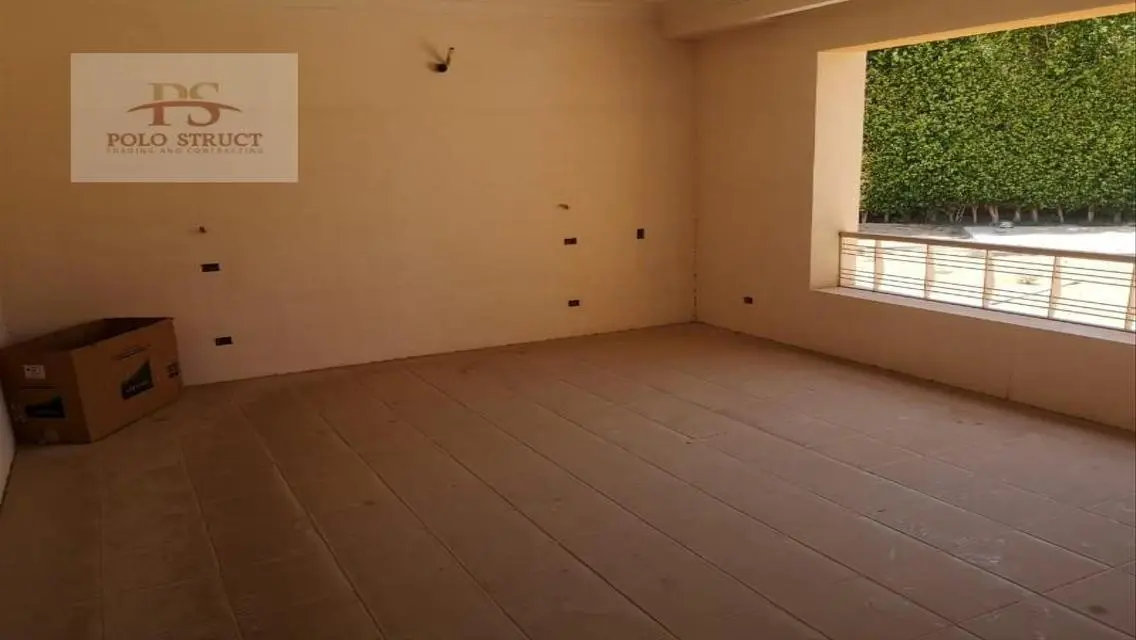 Luxury Home with Pool and Private Garden for Sale in a Prime Location