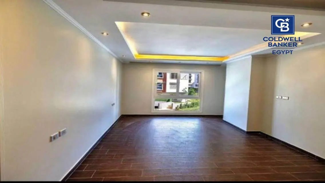 TownHouse Prime Location In Palm Hills New Cairo