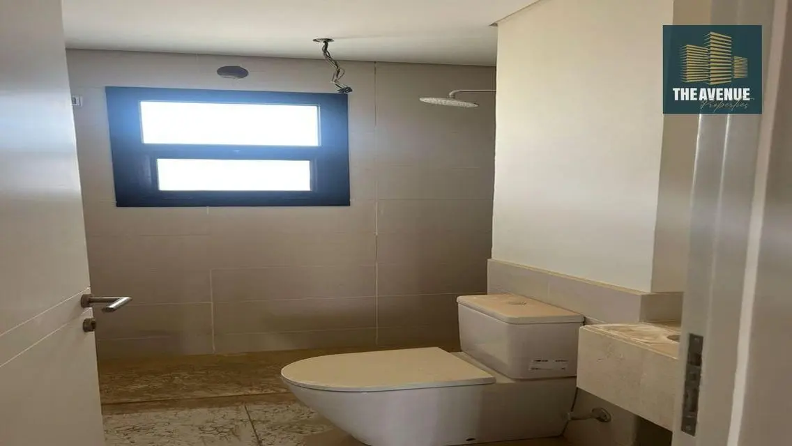 Penthouse For Sale With Breathtaking Views , TULWA