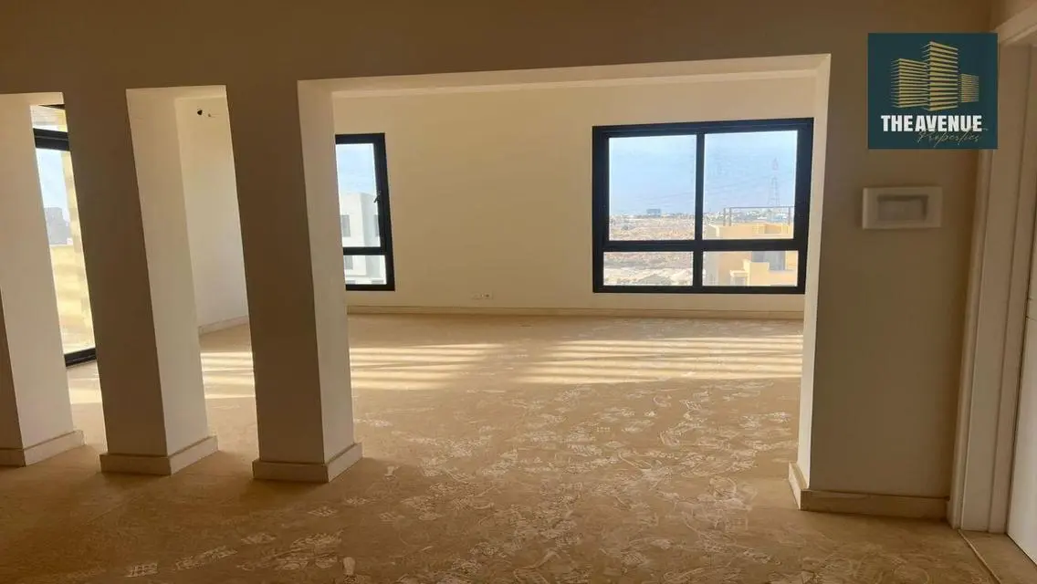 Penthouse For Sale With Breathtaking Views , TULWA