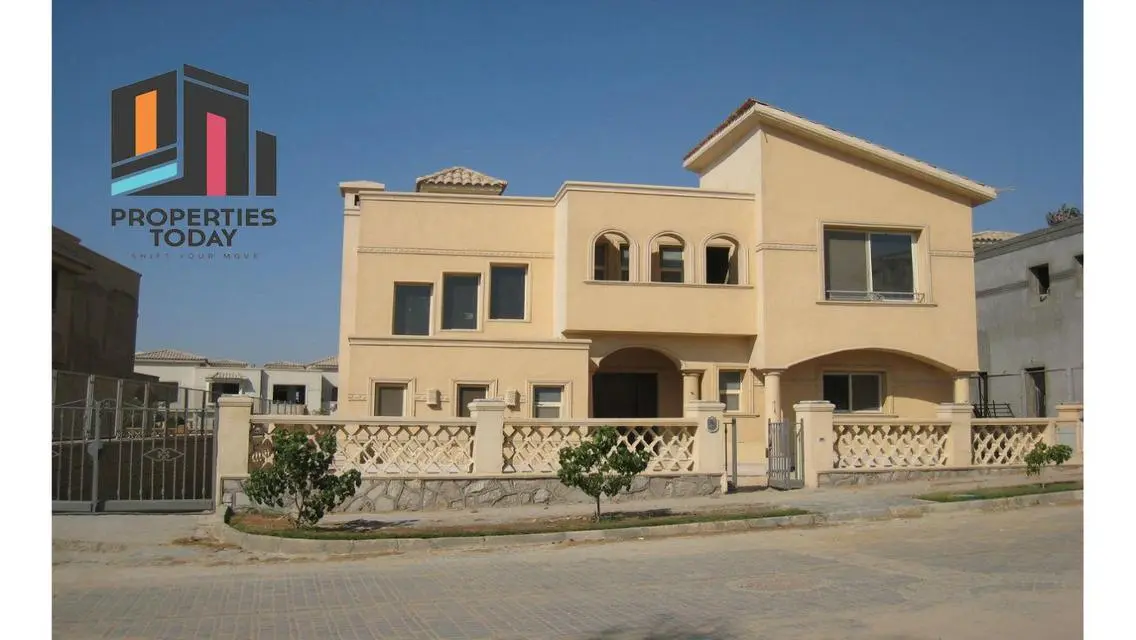 تاون هاوس صف ثاني جولف تشطيب كامل | مكيفات