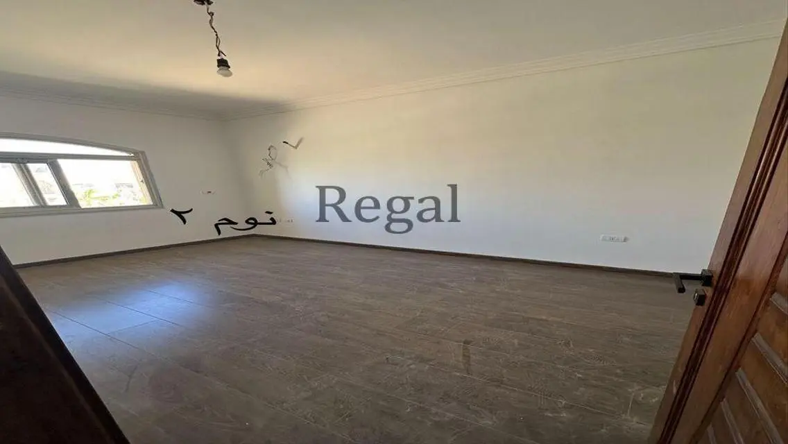 Twin House for Rent in Garden City
