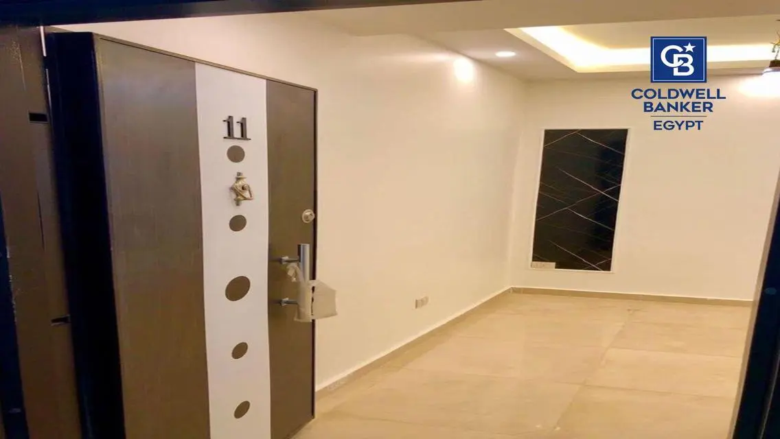 شقة للإيجار اول سكن على التسعين الشمالى مباشرة