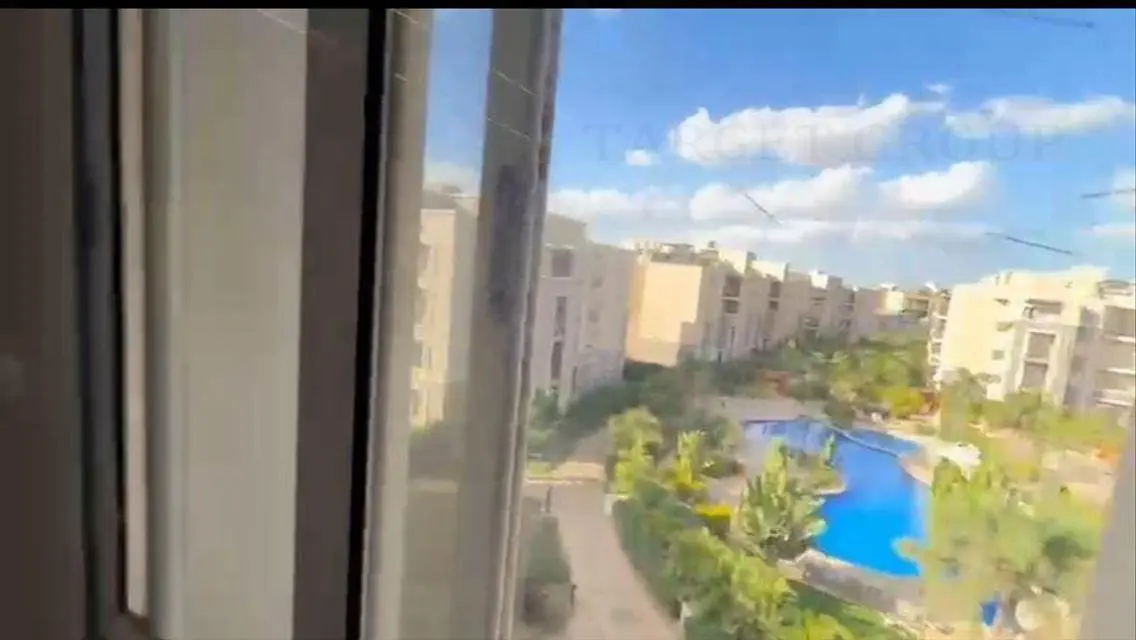شقه غير مفروشه الترا مودرن اول سكن