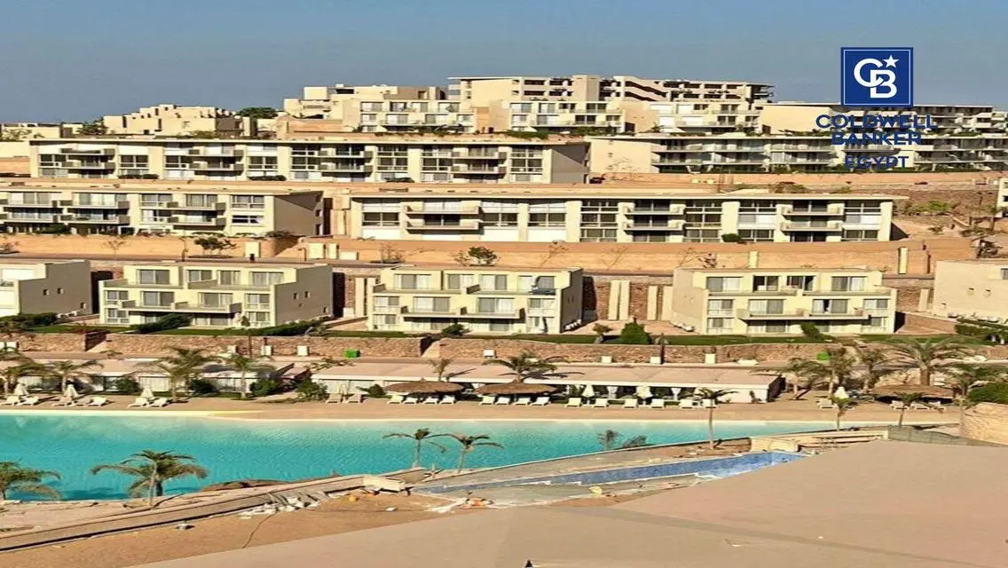 لوفت ريسيل موقع مميز صف أول للبيع في المونت جلالة