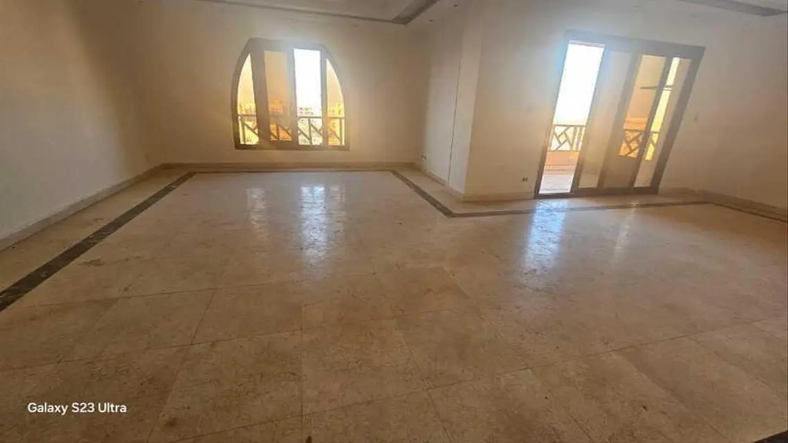شقة للايجار مساحة كبيرة في اجمل مراحل الرحاب