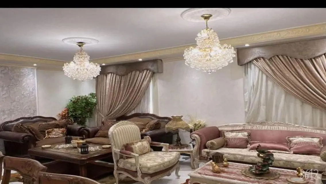 شقة راقية 3 غرف نوم بمساحة 350 متر