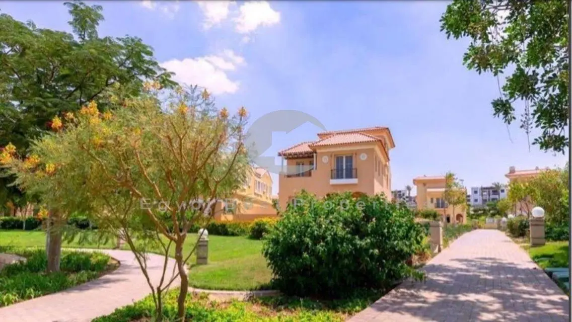 Resale apartment for sale in Hyde Park