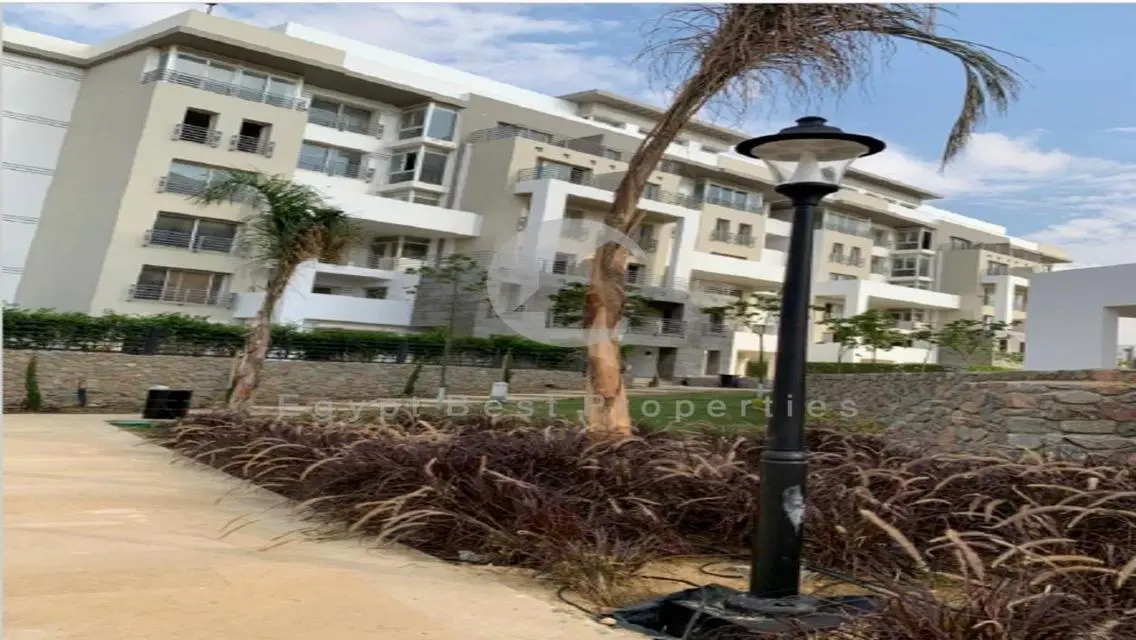 Resale apartment for sale in Hyde Park