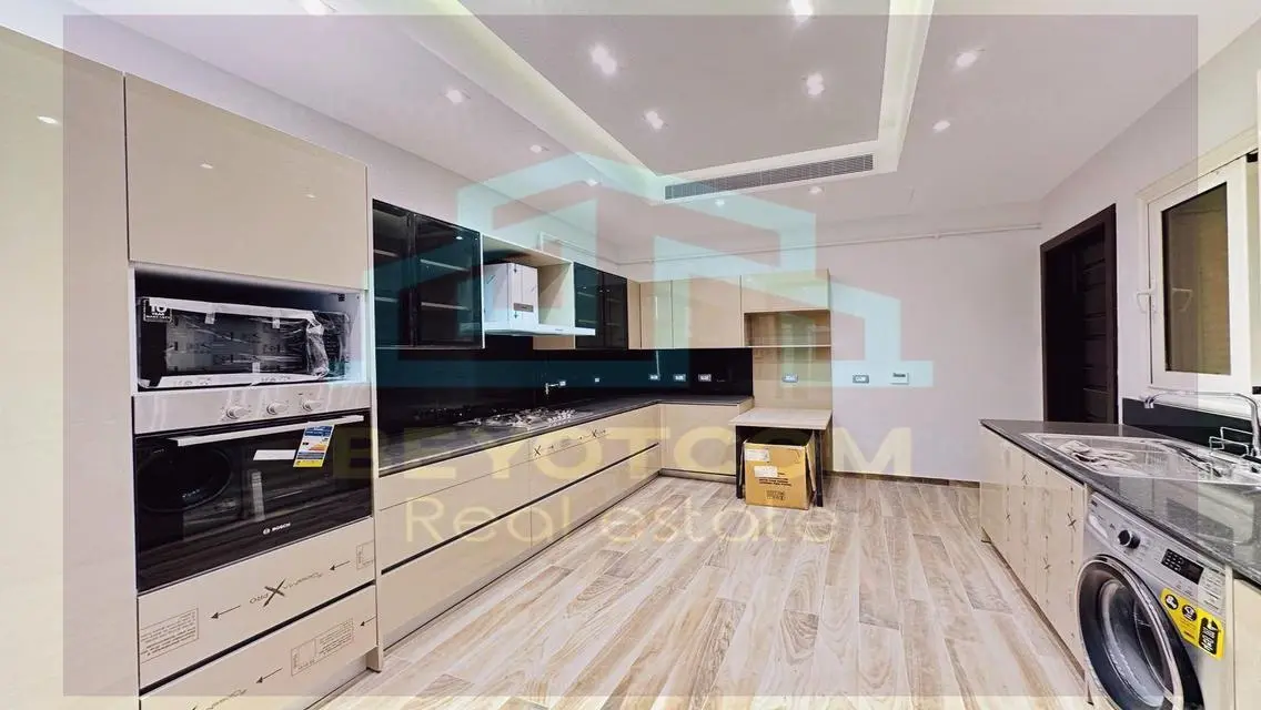 Luxury Apartment with Spacious Layout and Stunning Views