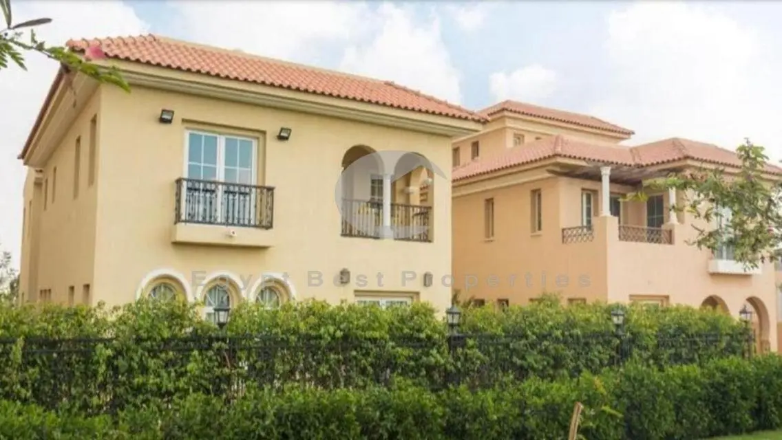 Villa for sale in Hyde Park ,installments over 10Y