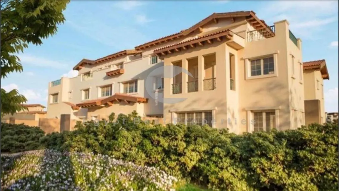 Villa for sale in Hyde Park ,installments over 10Y