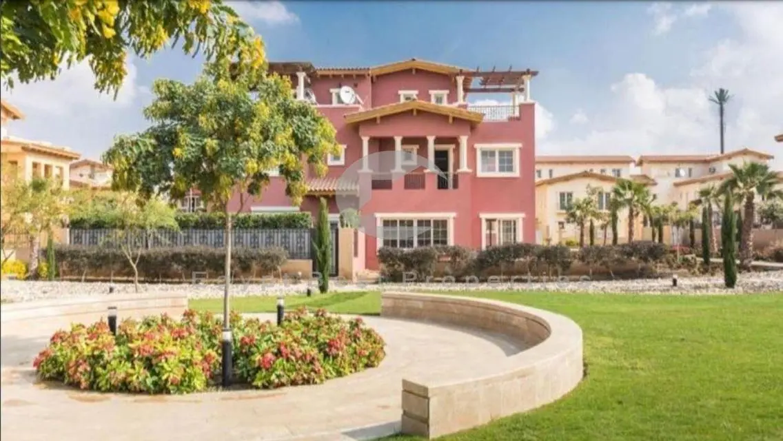 Villa for sale in Hyde Park ,installments over 10Y
