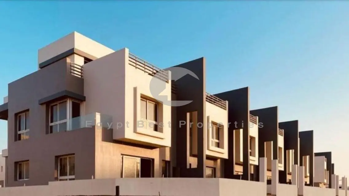 Villa for sale in Hyde Park ,installments over 10Y
