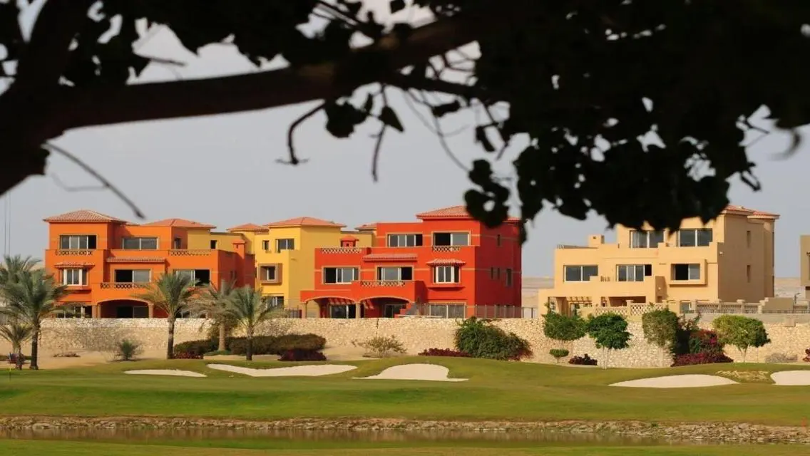 اخر فيلا 1184م فورى على الجولف مع بالم هيلز .