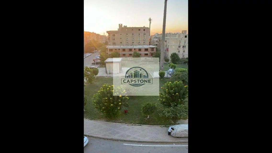 للبيع بنتاهاوس متشطب فى النرجس بالتجمع بسعر مميز