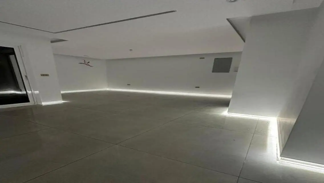 Luxurious Apartment for Sale in a Prime Location