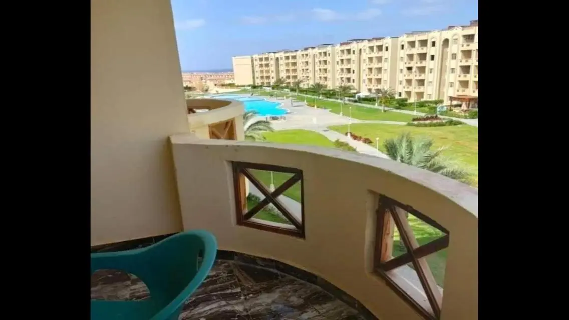 بنت هاوس للبيع بافضل سعر فالماركت يري البحر