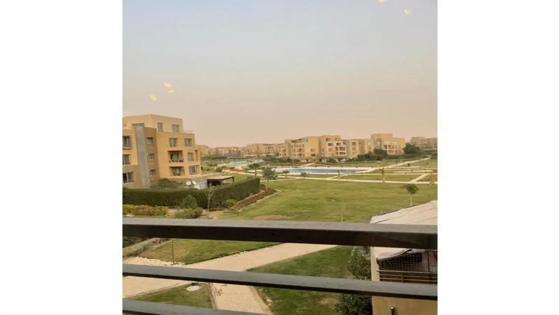 للبيع باميز سعر وفيو في بالم باركس بالم هيلز