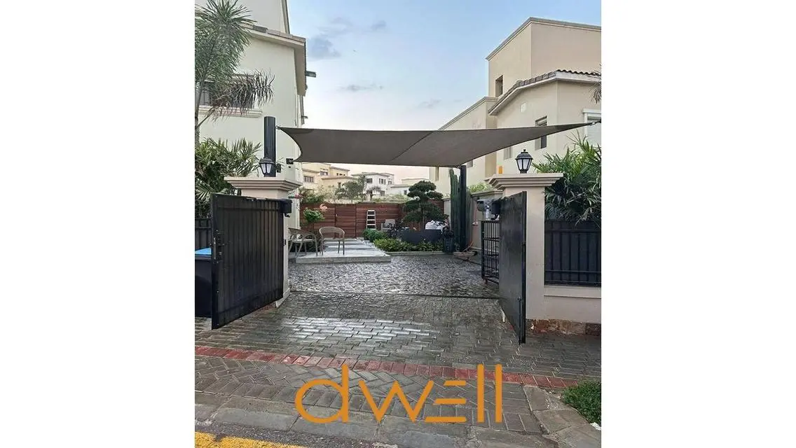 VILLA 4 BEDROOM+ IN UPTOWN CAIRO LEVANA LOW PRICE