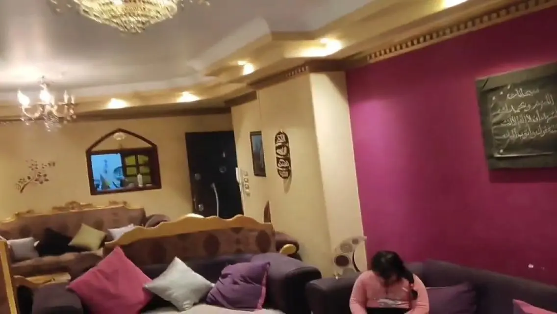 لقطه شقه للبيع مساحتها 233 متر مسجله شهر عقاري 