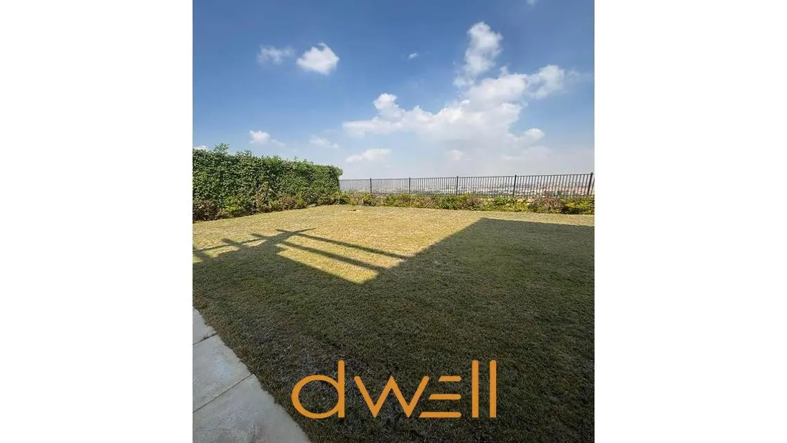 VILLA 4 BEDROOM+IN UPTOWN CAIRO TERENCIA LOW PRICE