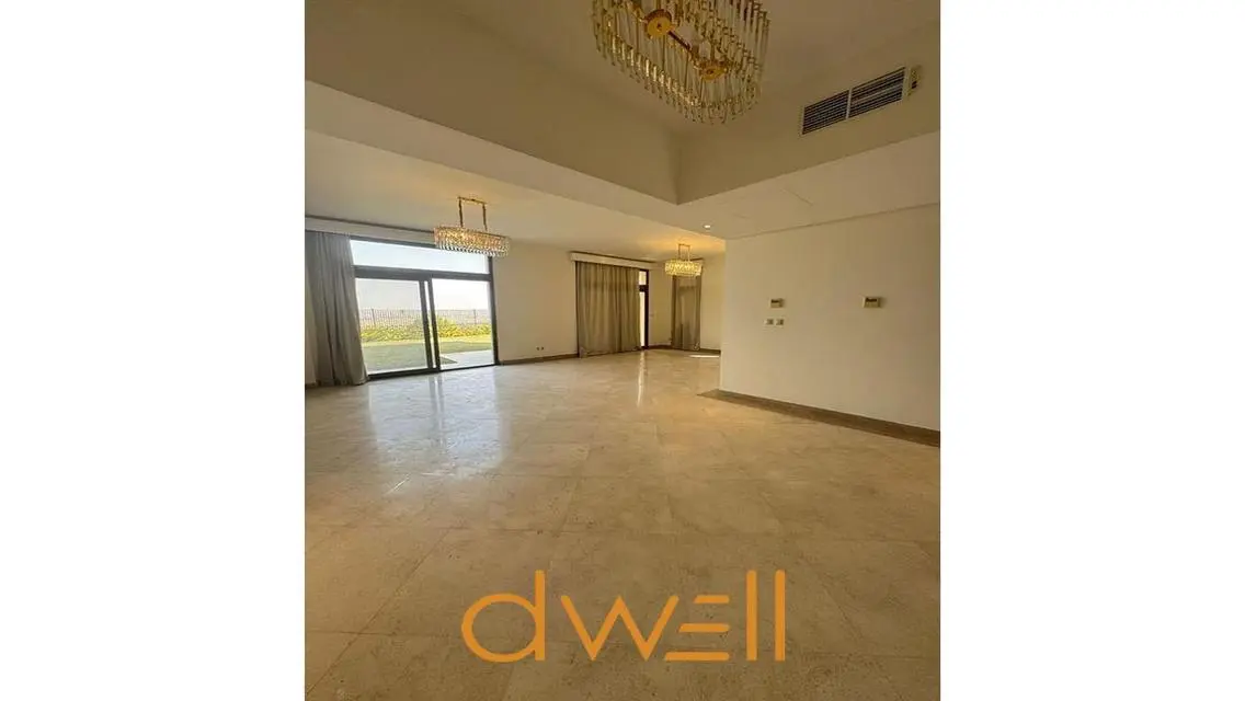 VILLA 4 BEDROOM+IN UPTOWN CAIRO TERENCIA LOW PRICE