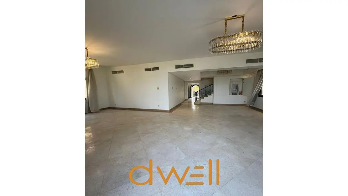VILLA 4 BEDROOM+IN UPTOWN CAIRO TERENCIA LOW PRICE