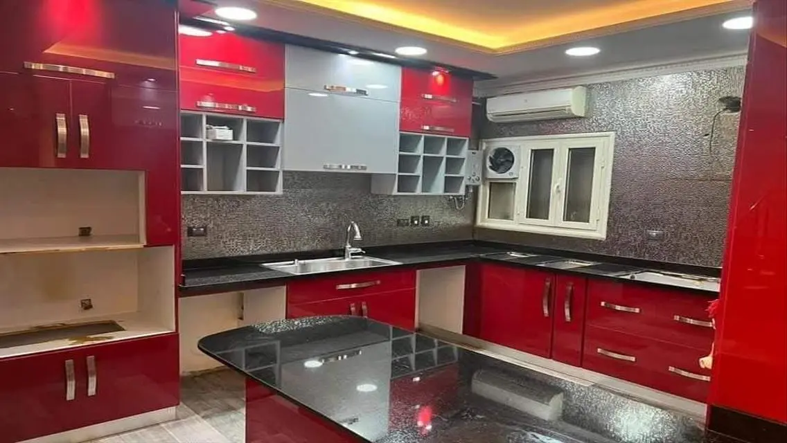 For sale, a four-story villa with special finishes