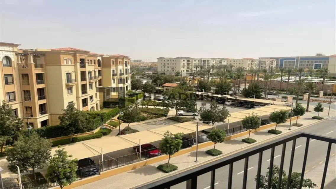 ستوديو بفرش وتشطيب فخم للايجار بفيو مميز بميفيدا .