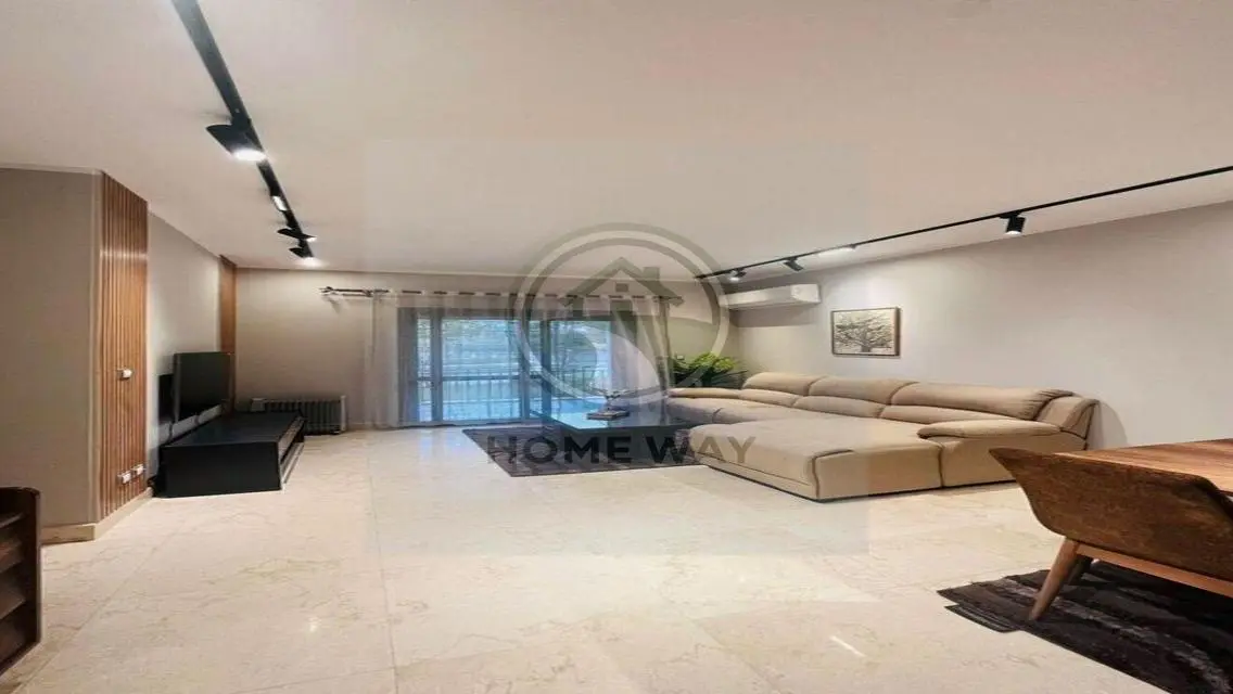Luxury Apartment with 200 sqm in the City Center