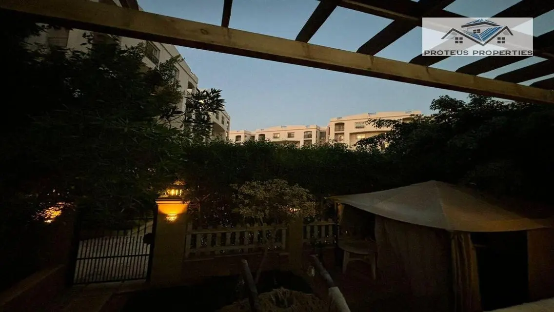 Luxurious Apartment No. 94 in the Heart of the City
