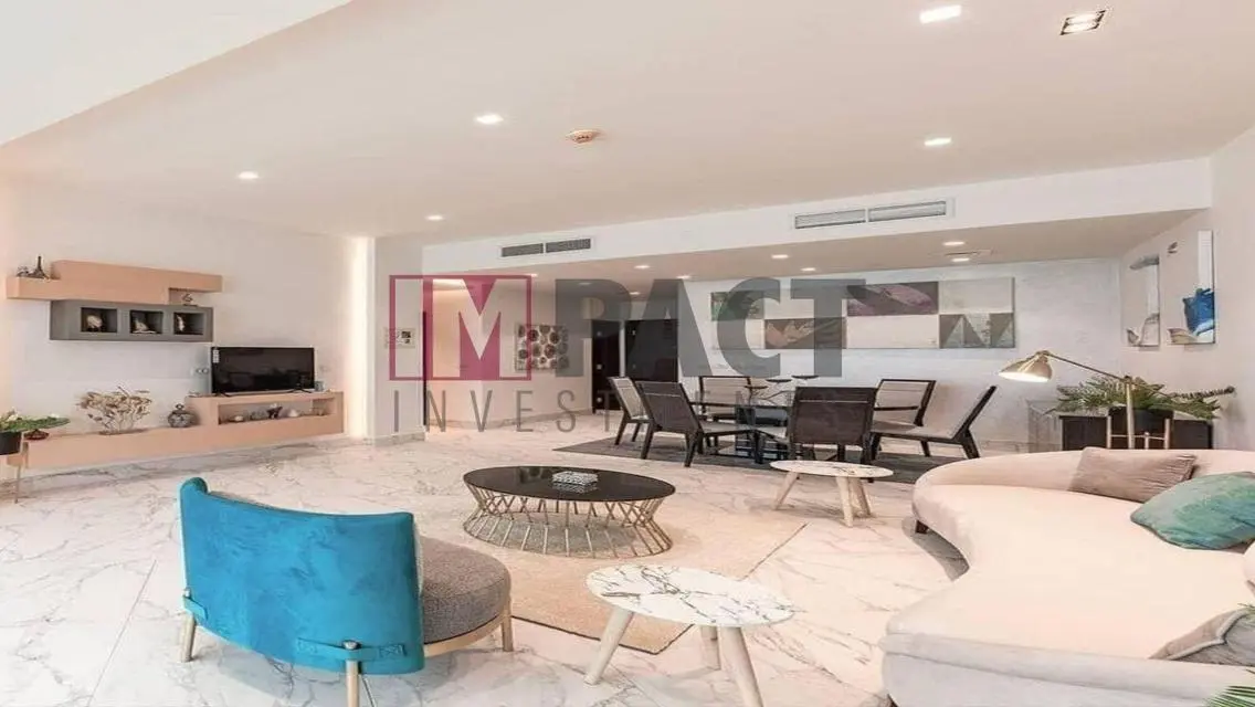 Luxury Villa for Sale with Private Garden and Pool